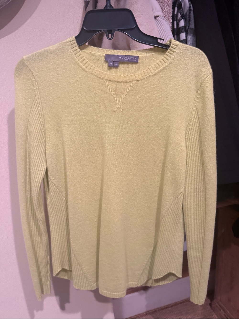 360 Sweater Pale Lime Crewneck Pullover